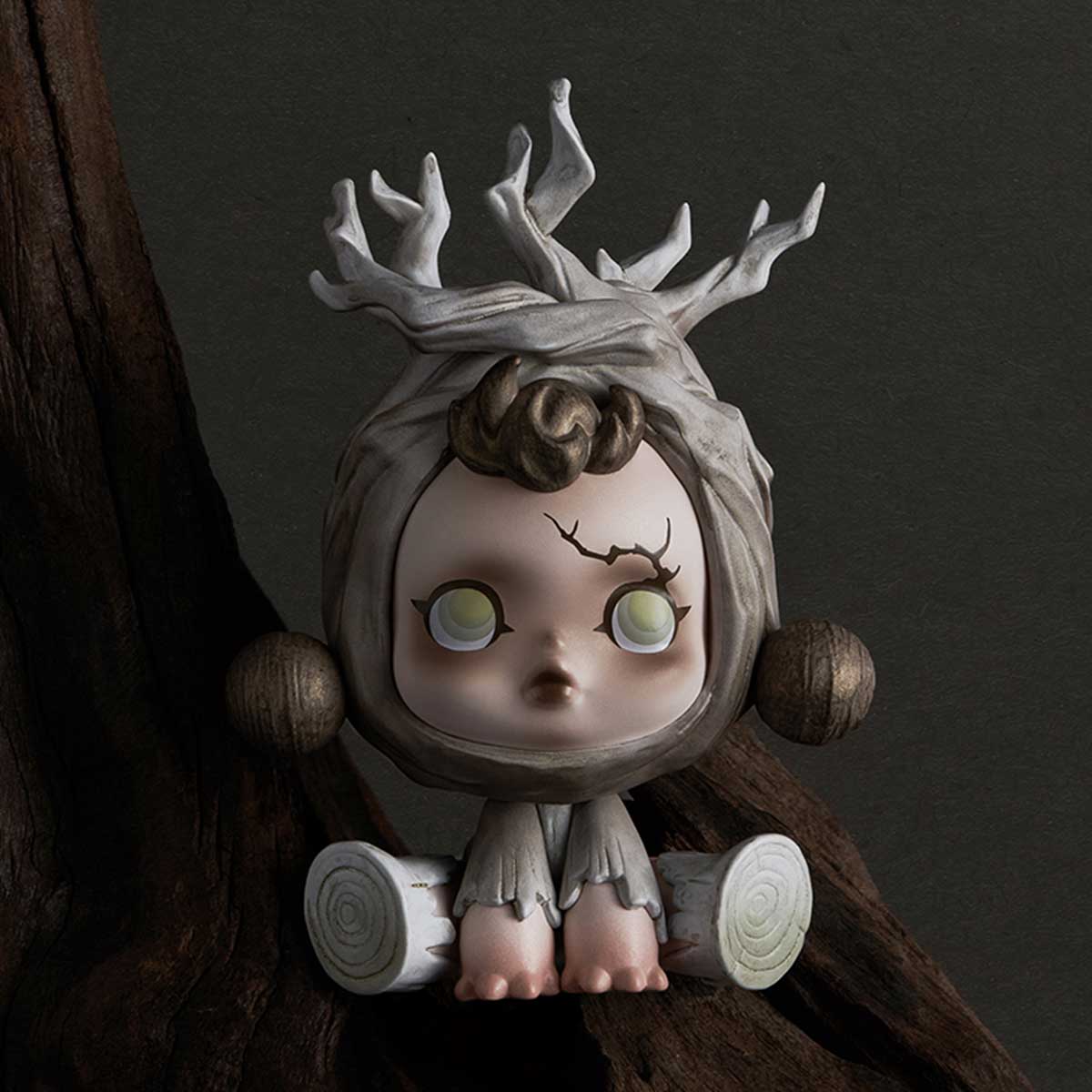 SKULLPANDA The Ink Plum Blossom Series Figures - POP MART