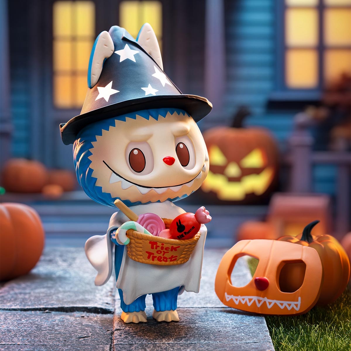LABUBU Trick-or-Treater Figure - POP MART (United Kingdom)